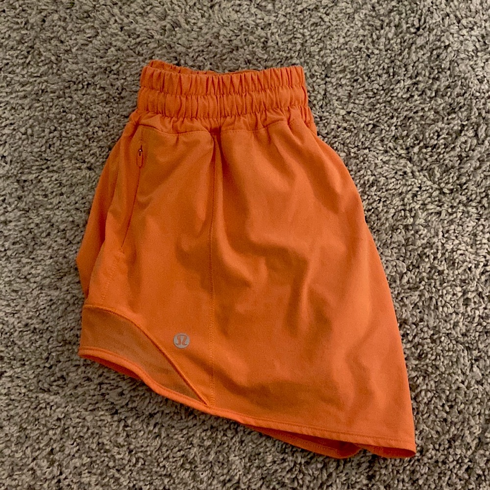 orange lululemon shorts!!!